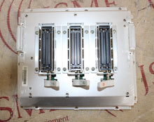 Cargar imagen en el visor de la galería, Mindray 3 Port Probe Extender

