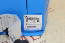 Cargar imagen en el visor de la galería, GE Carescape Dinamap V100 Vital Signs Monitor V100-PBXA-AXAX-BX
