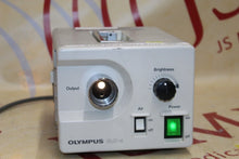 Cargar imagen en el visor de la galería, Olympus CLK-4 Light Source
