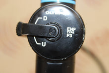 Cargar imagen en el visor de la galería, Olympus ENF-P3 ENF Type P3 Rhinolaryngoscope Endoscope w/ Case -no broken fibers
