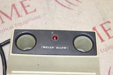 Cargar imagen en el visor de la galería, Welch Allyn 71150 Desk Charger With Storage Space
