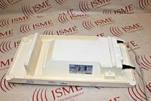 Cargar imagen en el visor de la galería, Medela BiliBed 038.3015 Phototherapy Unit,  7755.2 Total hours
