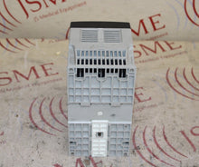 Cargar imagen en el visor de la galería, Allen-Bradley PowerFlex 40 Adjustable Frequency AC Drive Series A 22B-B012N104
