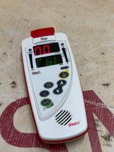 Load image into Gallery viewer, Masimo Rad-5 Signal Extraction Pulse Oximeter
