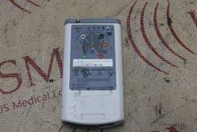 Cargar imagen en el visor de la galería, GE 2014748-002 Carescape Telemetry T14 Transmitter
