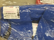 Load image into Gallery viewer, Smartvest SQL System w/ 4x New Vests &amp; 4x New Vest Wraps &amp; Case *ONLY 0.4 HOURS*
