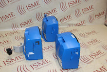 Cargar imagen en el visor de la galería, Lot of 3 GE Dinamap Carescape V100 Patient Monitors V100-NBAA-AXAA-HX
