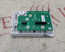 Cargar imagen en el visor de la galería, Mindray MPM Platinum Module Masimo Set Front Bezel Face Panel (corner chipped)
