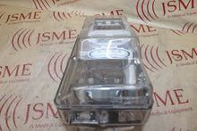 Cargar imagen en el visor de la galería, Smiths Medical CADD Solis 2110 PCA Infusion Pump 6300,Bolus,(Locked Case, x Key)
