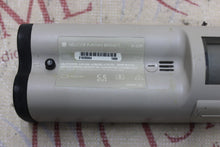 Cargar imagen en el visor de la galería, Nellcor N-20 Handheld Pulse Oximeter w/ Case
