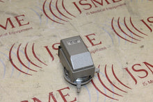 Load image into Gallery viewer, Topcon SL-50 Microscope Attachment
