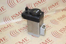 Load image into Gallery viewer, Datex Ohmeda Isotec 5 Isoflurane Anesthesia Vaporizer
