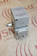 Cargar imagen en el visor de la galería, Bird CareFusion Oxygen Blender 03800A
