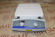 Load image into Gallery viewer, Fisher Scientific Isotemp Hot Plate Stirrer
