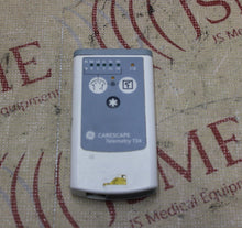 Cargar imagen en el visor de la galería, GE 2014748-002 Carescape Telemetry T14 Transmitter
