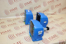 Cargar imagen en el visor de la galería, Lot of 3 GE Dinamap Carescape V100 Patient Monitors 2038172-001-227385
