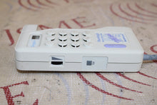 Load image into Gallery viewer, Huntleigh Mini Dopplex Model D900 w/ Cable (no probe)
