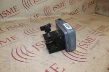 Cargar imagen en el visor de la galería, Smiths Medical Cadd Prizm PCS II Model 6101 With Clamp

