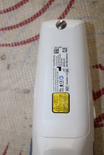 Load image into Gallery viewer, AccuVein AV400
