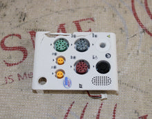 Cargar imagen en el visor de la galería, Mindray BeneVision N1 Side Panel ASSY Nellcor Oximax (chipped)
