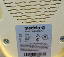 Cargar imagen en el visor de la galería, Lot of 2 Medela 87115 Waterless Milk Warmer
