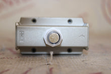 Cargar imagen en el visor de la galería, SMC Single-Unit Hollow Fiber Membrane Air Dryer Model IDG3H, MPN IDG3H-02-RS
