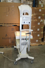 Load image into Gallery viewer, GE Healthcare Panda Ires Bedded Baby Warmer
