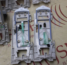Cargar imagen en el visor de la galería, LOT OF 20x- Alaris Pump 8100 front Bezel Faceplate + 4x Assembly
