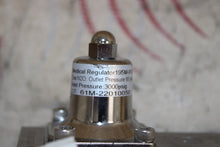 Load image into Gallery viewer, Mindray 115-077754-00 N2O Regulator
