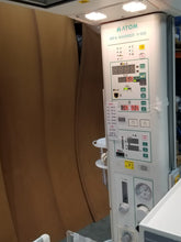 Cargar imagen en el visor de la galería, Philips Atom Infa Warmer Incubator V-505 w/ Built-In Scale -Excellent condition!
