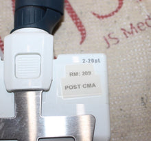 Cargar imagen en el visor de la galería, Gilson Pipetman 2-20μL P20 8-Channel Pipette, MultiChannel Pipette
