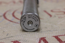 Cargar imagen en el visor de la galería, Welch Allyn 25020A Otoscope With 711 Series Rechargeable Handle
