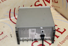 Cargar imagen en el visor de la galería, Hewlett Packard 8648C Signal Generator 100kHz-3200MHz
