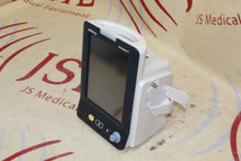 Cargar imagen en el visor de la galería, Mindray Medical Accutorr 7 Vital Signs Monitor cracked screen
