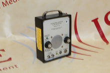 Load image into Gallery viewer, Parks Medical Ultrasonic Doppler Flow Detector Model 811-B
