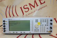 Load image into Gallery viewer, HP E4431B ESG-D Signal Generator 250KHz - 2.0GHz
