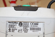 Cargar imagen en el visor de la galería, Welch Allyn 420 Series Spot Vital Signs Monitor- W/ Cuff
