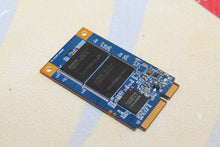 Cargar imagen en el visor de la galería, Apacer - A72.252JGA.001 - 256GB
