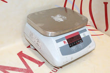 Cargar imagen en el visor de la galería, Ohaus Valor 2000w Series V21PW6 Compact Digital Washdown Bench Scale 6kg/15lb
