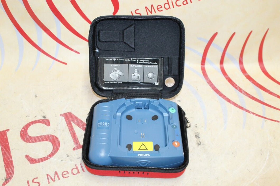 Phillips Onsite Heartstart HS1 with Case and Battery (no pads)