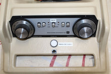 Load image into Gallery viewer, Maico MA27 Portable Screening Audiometer Hearing Tester w/Headphones
