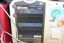 Cargar imagen en el visor de la galería, Philips Heartstart MRX Defibrillator AED With Case
