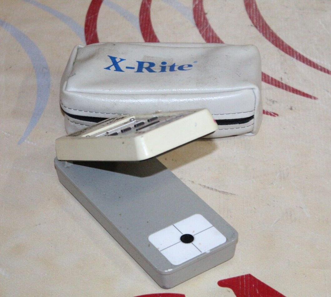 X-Rite 331 B/W Portable Transmission Densitometer Battery Operated +Pouch