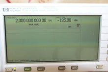 Cargar imagen en el visor de la galería, Hewlett Packard HP E4431B 250kHz - 2.0GHz, ESG-D Signal Generator
