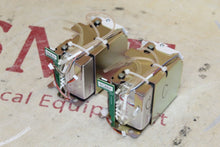 Cargar imagen en el visor de la galería, Lot of 2 Mindray AG+O2 Module 115-045728 for parts/repair
