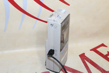 Load image into Gallery viewer, Nellcor Oximax NPB-75 Handheld Microstream Capnograph/Pulse Oximeter
