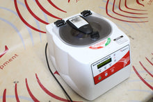 Cargar imagen en el visor de la galería, Cardinal Health Benchtop Centrifuge 6V Model 642VES
