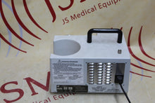 Load image into Gallery viewer, Gomco By Allied Healthcare Portable Vacuum Regulator Model 4005
