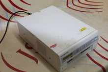 Cargar imagen en el visor de la galería, Olympus OEP-4 Color Video Printer
