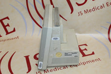 Load image into Gallery viewer, Hewlett Packard CMS 24 OmniCare M1204A Patient Monitor
